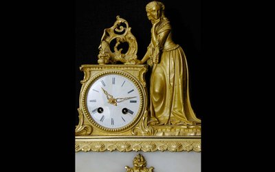 Uhr aus vergoldeter Bronze und Marmor, XIX.