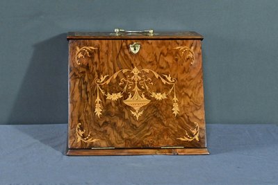 Walnut burl letter box - Early 20th century