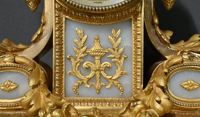 Important Louis XVI style Gilded Bronze Mantel Insert - Late 19th century