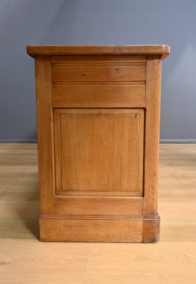 Important Meuble de Commerce en Chêne – 1920