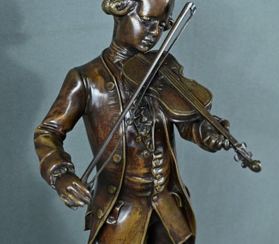 Bronzo "Mozart che suona il violino" di J-M. Schneider - Inizio XX secolo