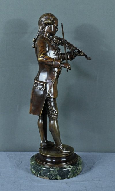 Bronzo "Mozart che suona il violino" di J-M. Schneider - Inizio XX secolo