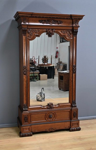 Armoire à Glace in mogano fiammato, stile rinascimentale - Fine del XIX secolo
