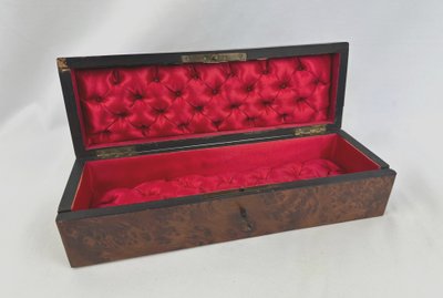 Napoleon III glove box