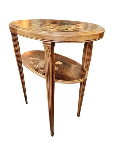 Tavolo volante "Ciclamini" di Emile Gallé in stile Art Nouveau