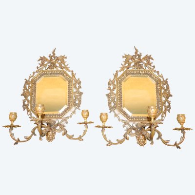 Pair of bronze wall lights with 3 light arms and mirror, Louis XV style, 19th century