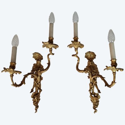 Coppia di applique in bronzo dorato in stile Regency