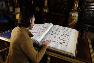 Large mass antiphonary of 260 pages, dated 1736
