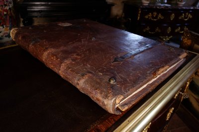 Large mass antiphonary of 260 pages, dated 1736