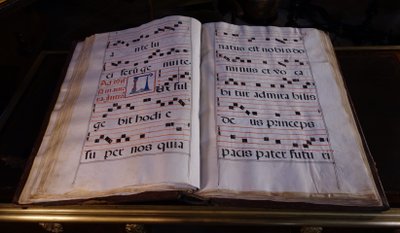 Large mass antiphonary of 260 pages, dated 1736