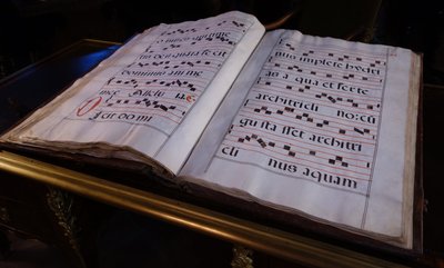 Large mass antiphonary of 260 pages, dated 1736