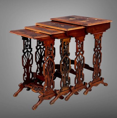 SERIES OF 4 JAPANESE-STYLE NESTING TABLES ATTRIBUTED TO "DAI-NIPPON 1889" IN PARIS
