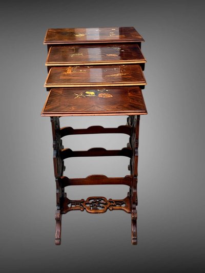 SERIES OF 4 JAPANESE-STYLE NESTING TABLES ATTRIBUTED TO "DAI-NIPPON 1889" IN PARIS