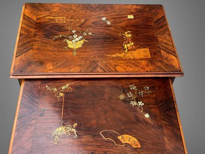 SERIES OF 4 JAPANESE-STYLE NESTING TABLES ATTRIBUTED TO "DAI-NIPPON 1889" IN PARIS