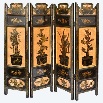 Paravent japonisant à quatre volets à décor florale 