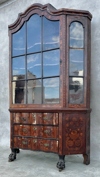 Credenza in vetro