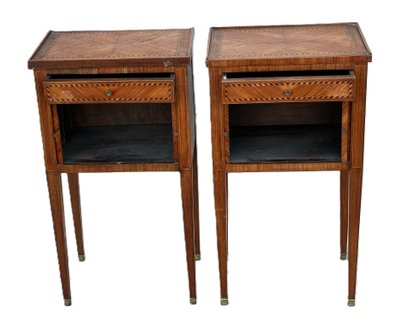 Paire de tables de chevet