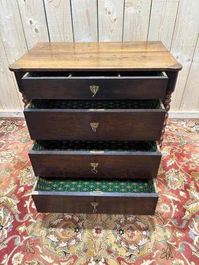 Meuble d’appoint ou commode ouvrant par 4 tiroirs 
