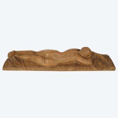 Grande scultura in terracotta Marcel Bouraine Donna nuda addormentata 90,5 cm XX secolo