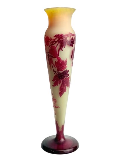 Emile Gallé Vase ” Cœurs de Marie”