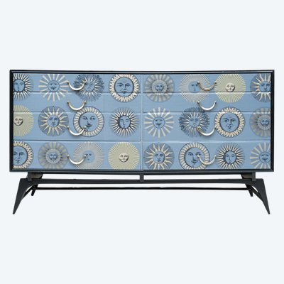 Importante commode dans le goût de Piero FORNASETTI