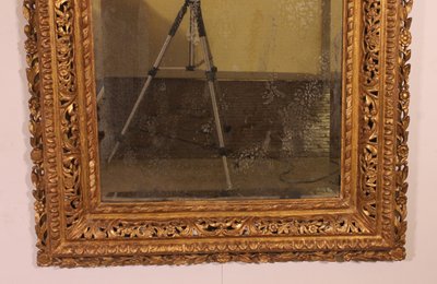 18th Century Italian Mirror In Gilded Wood