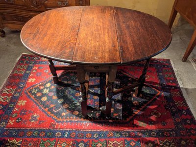 Small Gateleg table
