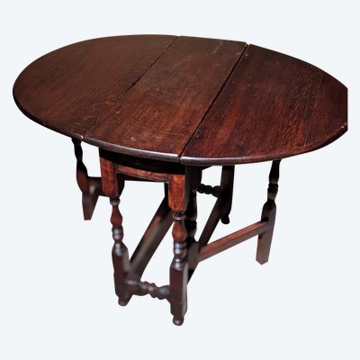 Small Gateleg table