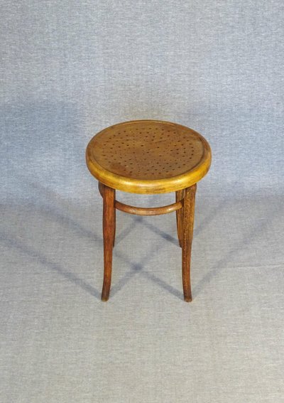 Kohn stool, no Thonet, circa 1900, "Star" seat