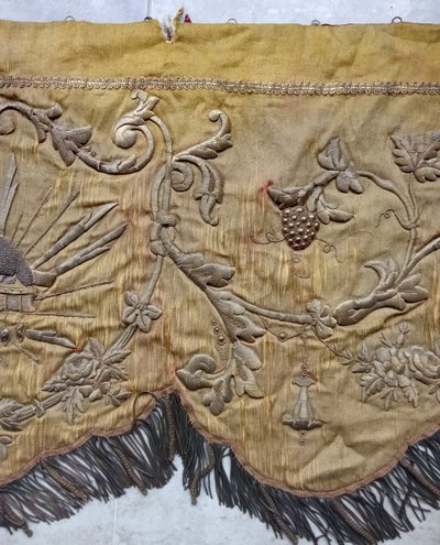 Ancien Parement D Autel au Fils D Or 19 ème siècle 