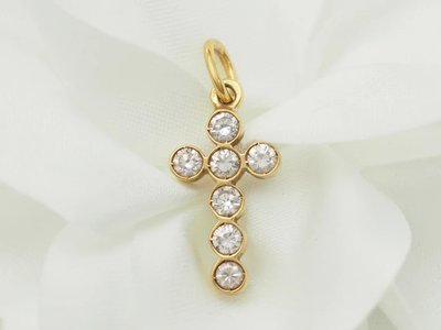 Pendentif croix en or jaune et diamants 0.40ct