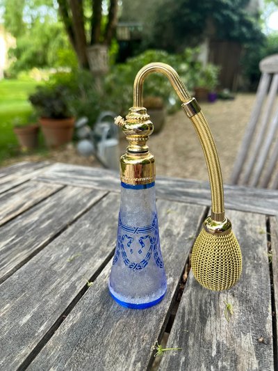 Saint Louis perfume spray
