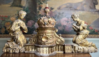 Coppia di angeli e galleria dell'altare - XVII secolo