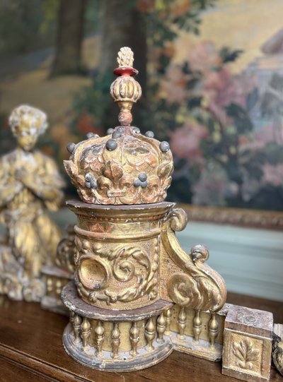 Coppia di angeli e galleria dell'altare - XVII secolo
