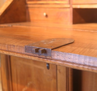 Large scriban sideboard in blond walnut