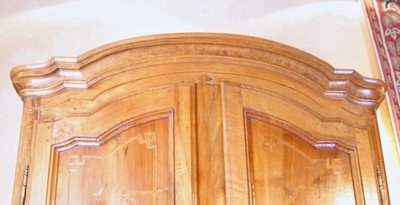 Large scriban sideboard in blond walnut