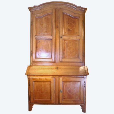 Large scriban sideboard in blond walnut