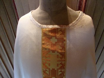 Chasuble de forme gothique, époque milieu XXe siècle