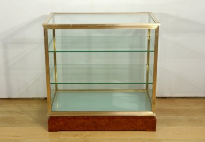 Coppia di vetrine in ottone e olmo – 1950