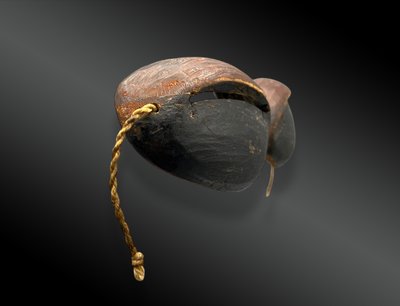 Pair of SNOW GOGGLES called yukluktaak - Iñupiat culture, Alaska - Late 19th century