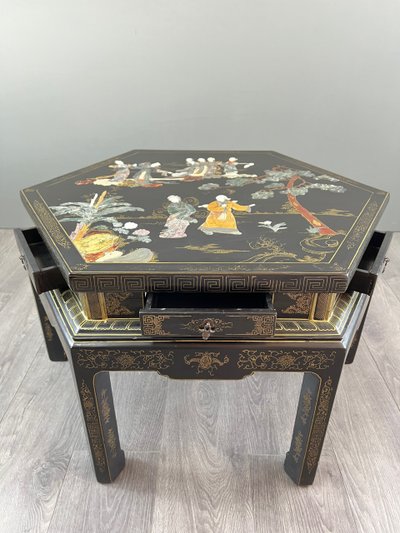 Table Basse Hexagonale Asiatique, XXe Siècle