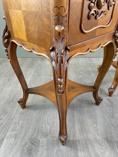 Paire de chevets Louis XV, marbre jaune, XIXe siècle
