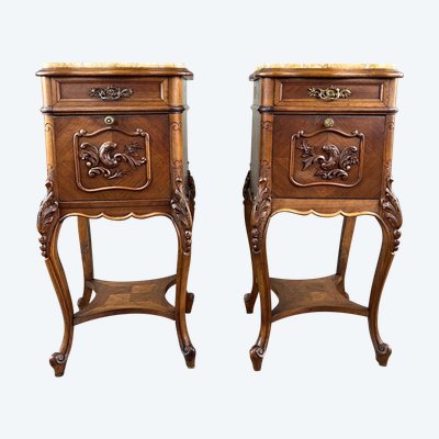 Paire de chevets Louis XV, marbre jaune, XIXe siècle