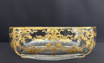 Vaso in cristallo con decorazione a rilievo in oro – Opera francese, fine XIX/inizio XX secolo
