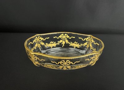 Vaso in cristallo con decorazione a rilievo in oro – Opera francese, fine XIX/inizio XX secolo