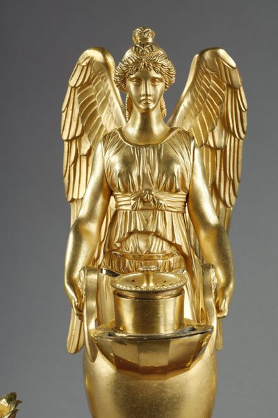 Calamaio in bronzo dorato e marmo rosso griotte, periodo Impero, inizi del XIX secolo