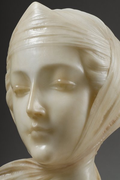 Busto di giovane donna in alabastro, firmato sul retro "A Genna" - Amadéo Gennarelli (1881-1943)