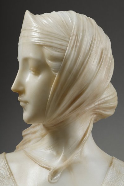 Busto di giovane donna in alabastro, firmato sul retro "A Genna" - Amadéo Gennarelli (1881-1943)