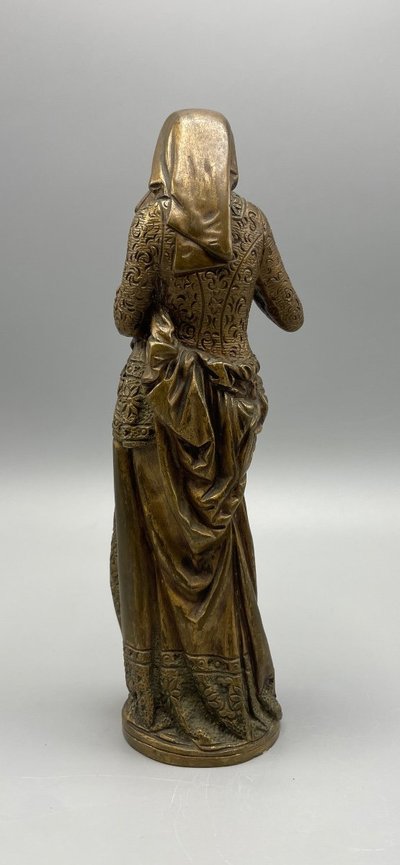 Bronze sculpture by Carrier Belleuse, "The Reader"