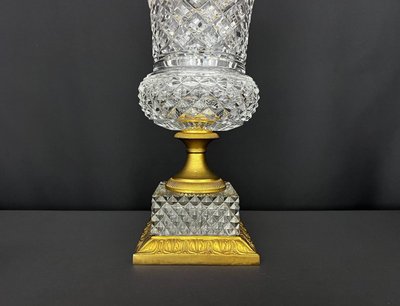 Vaso mediceo in cristallo molato e bronzo 